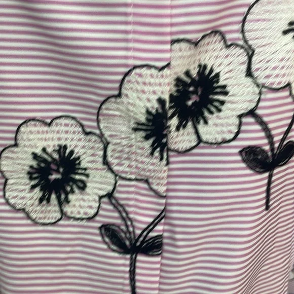 Gracia pink & white striped embroidered asymmetrical top Sz L - Picture 4 of 5